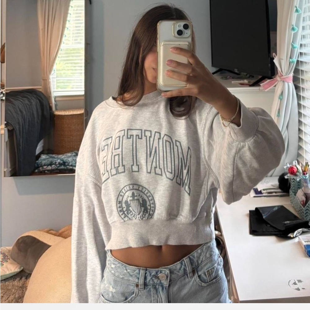 Garage Heather Gray Graphic Cropped Hoodie